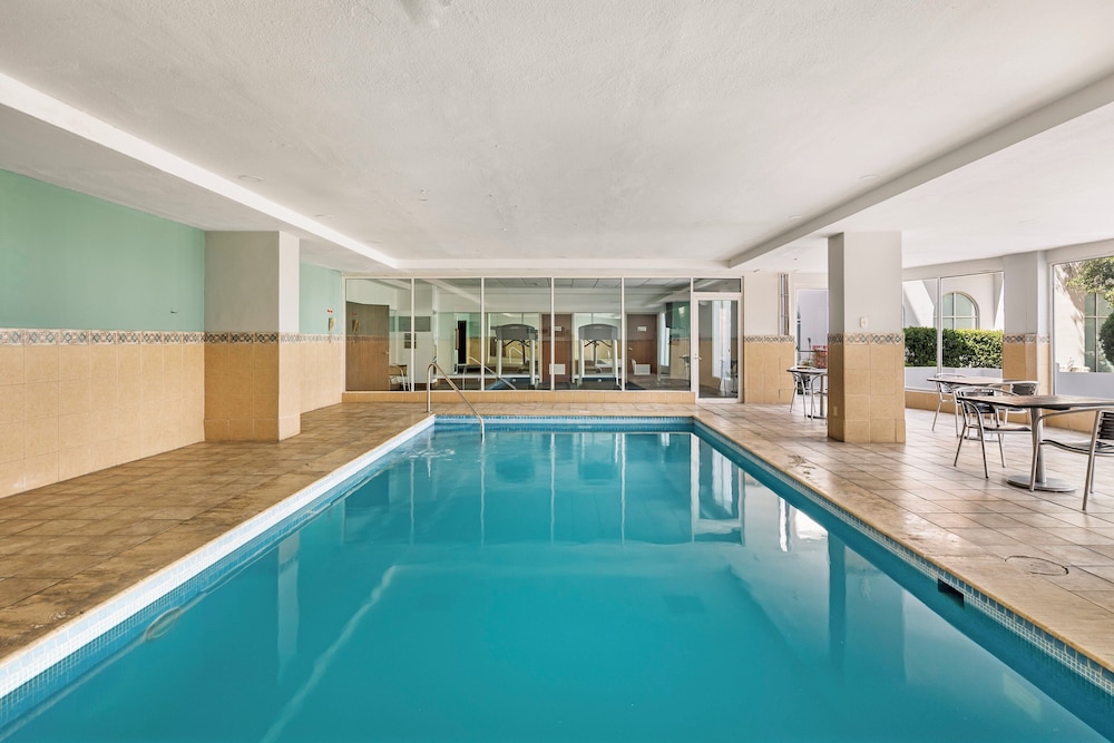 Private pool