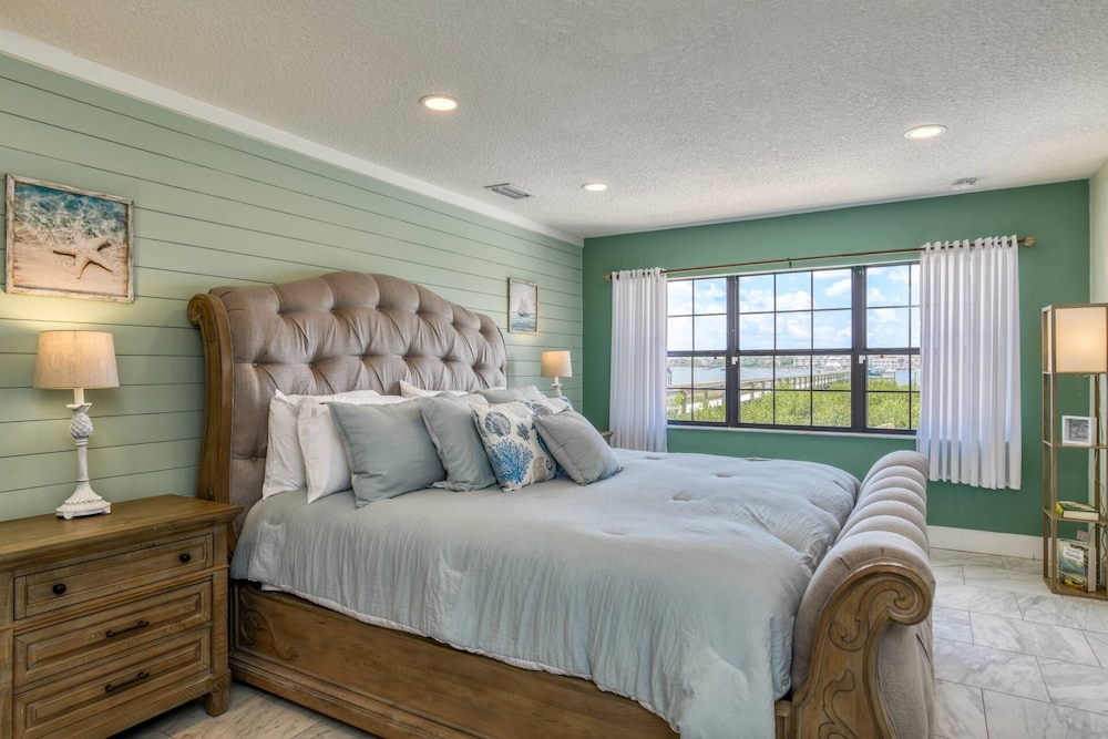 Dolphin View - carbon neutral hotel in Saint Augustine