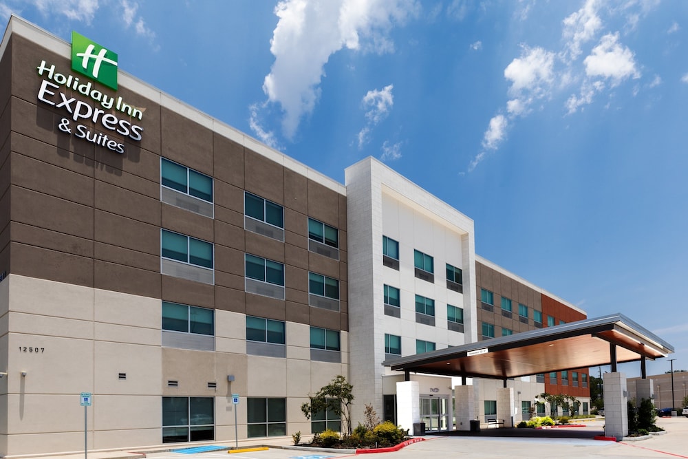 Holiday Inn Express & Suites Stafford NW Sugar Land by IHG in Stafford, United States