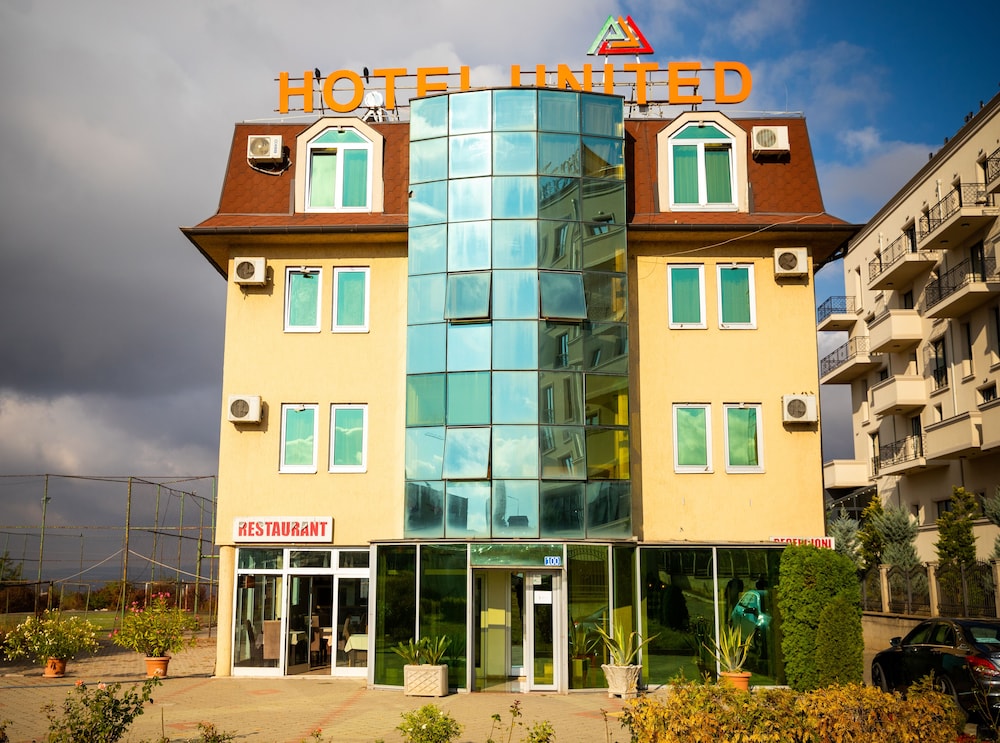 Hotel United - carbon neutral hotel in Pristina