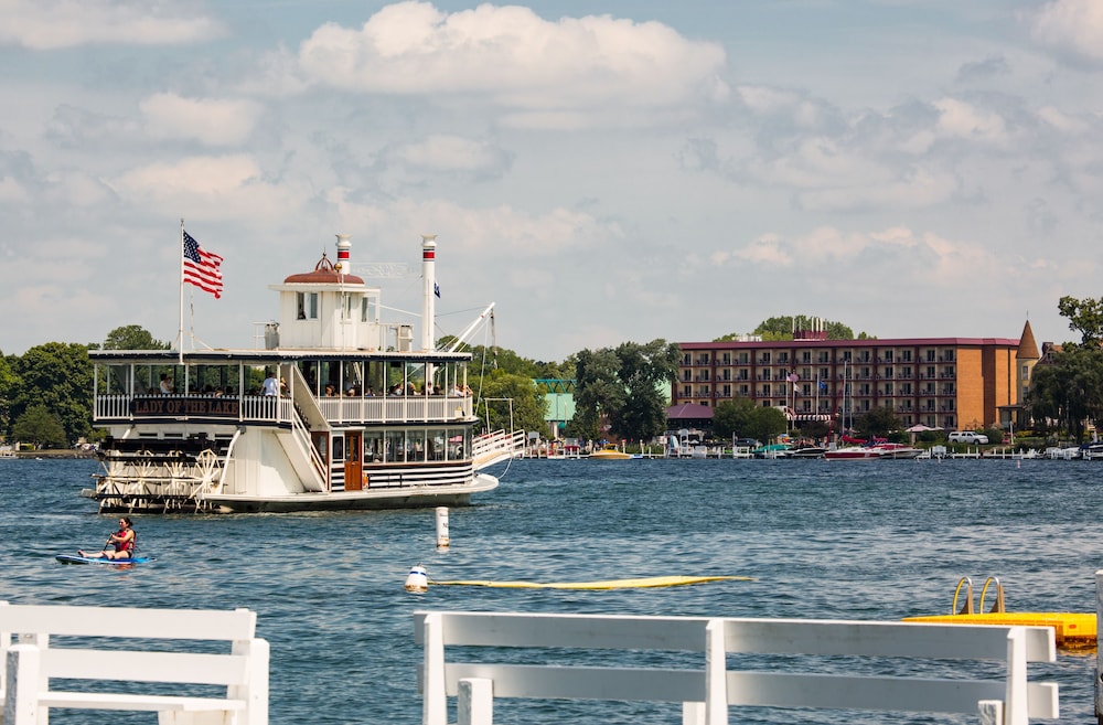 Harbor Shores on Lake Geneva - photo 86
