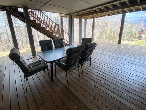 P5 Ski in Ski out rare find Presidential View single family with garage pool table ping pong - photo 25