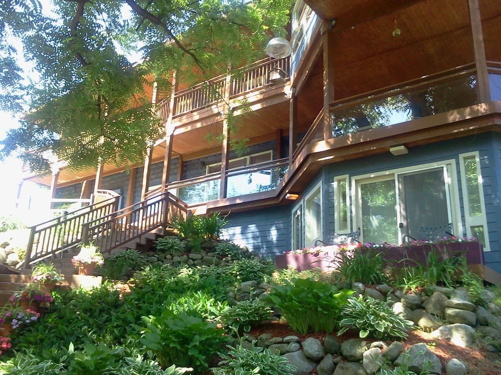 Stone Waters Inn - photo 11