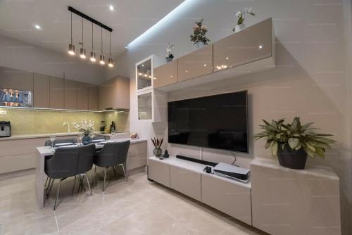 St Francis of Assisi Superior — 4-Star Luxury Hotel in Budapest, Hungary