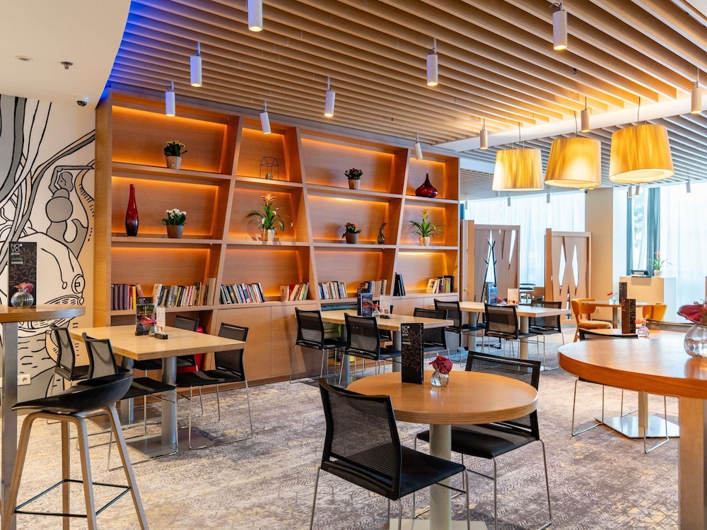 מזון ומשקאות