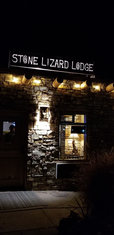 Stone Lizard Lodging - photo 30