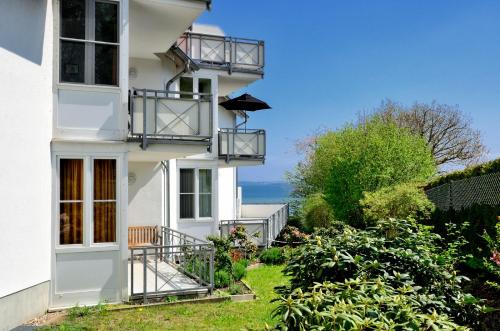 Ferienwohnung Hafenliebe Villa Vilmblick mit Meerblick — 4-Star Luxury Hotel in Lauterbach, Germany