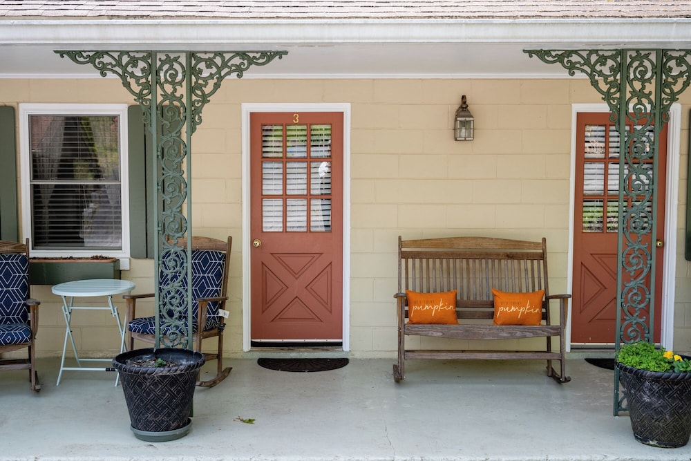 Mountain Aire Cottages & Inn - photo 254