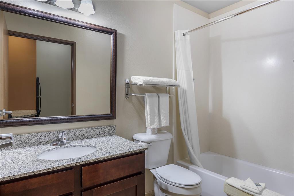 Best Western North Edge Inn - photo 30