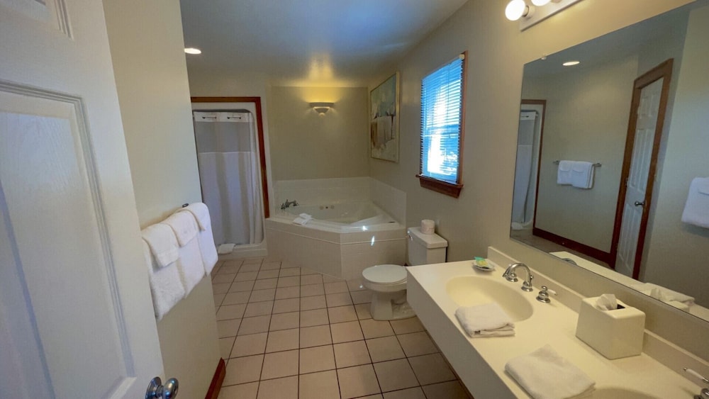 Pony Island Inn - photo 61