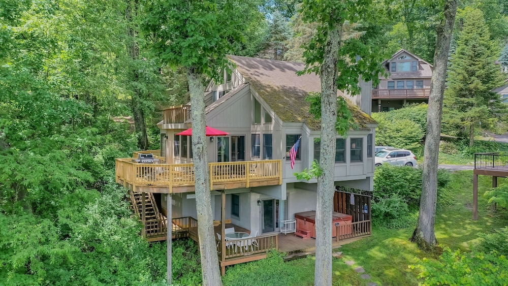 180 Degrees in Oakland, United States