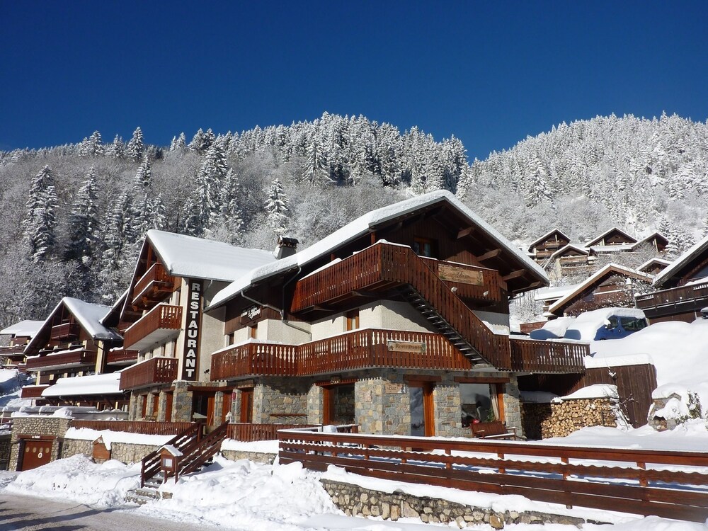 Les Glieres Champagny En Vanoise — Bozel