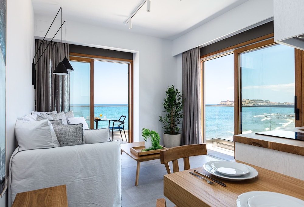North Coast Seaside Suites in Rethymno, Greece
