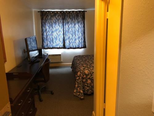 Quest Inn Motel - photo 24