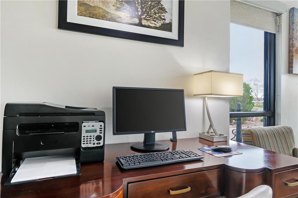 Best Western Brookfield - photo 15