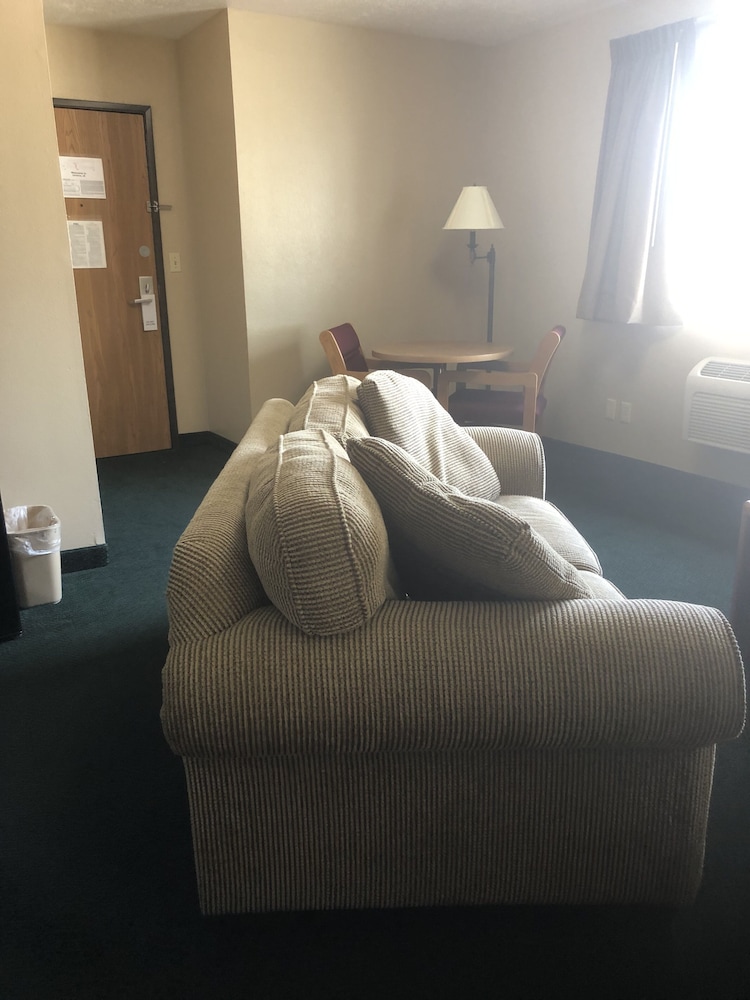 Americas Best Value Inn Onawa - photo 11