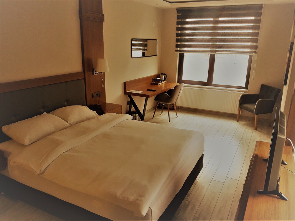 Grand Yeniceri Otel — 4-Star Luxury Hotel in Siran, Turkey