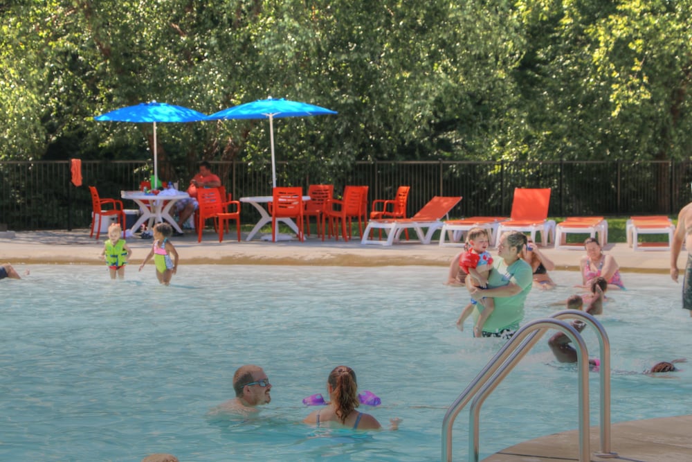 Country Cascades Waterpark Resort - photo 26