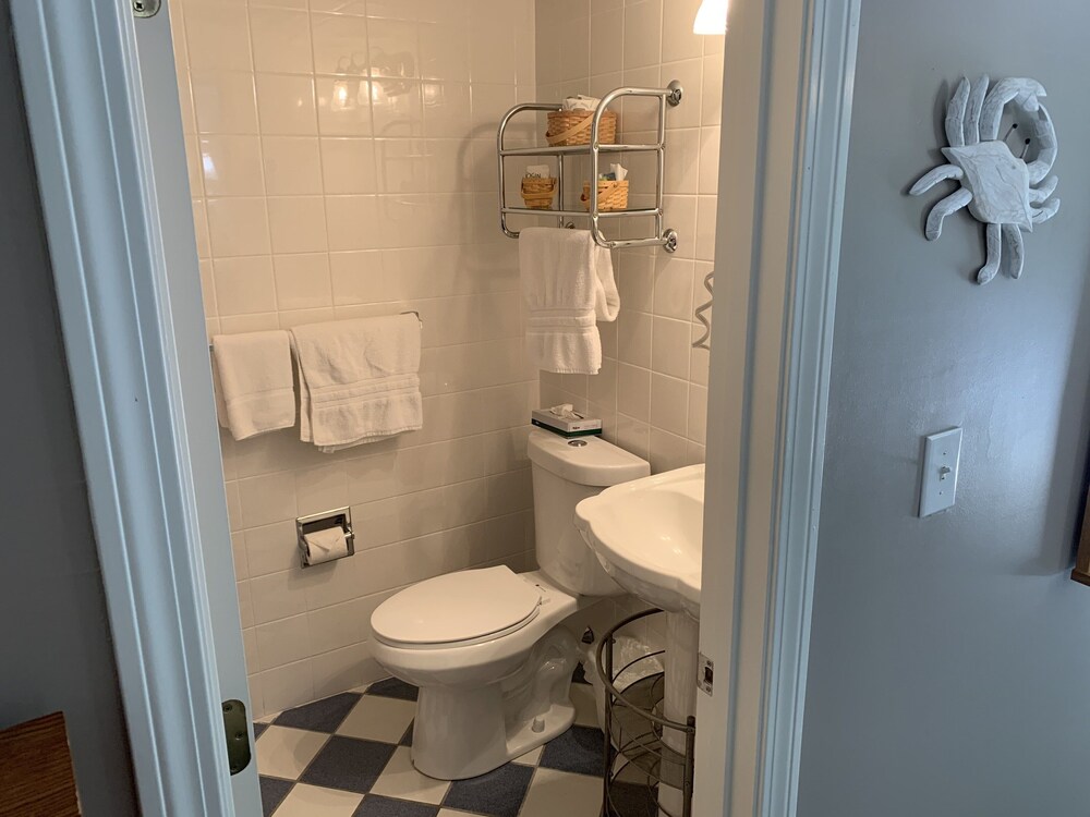 Towne Lyne Motel - photo 140