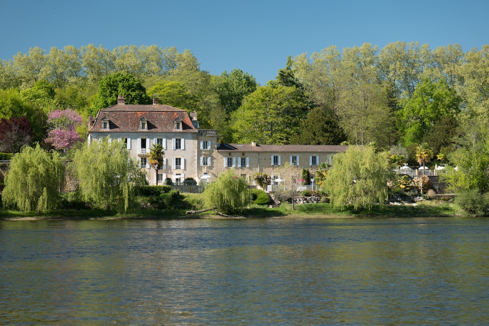 Les Magnolias Holiday Homes — 4-Star Luxury Hotel in Lalinde, France