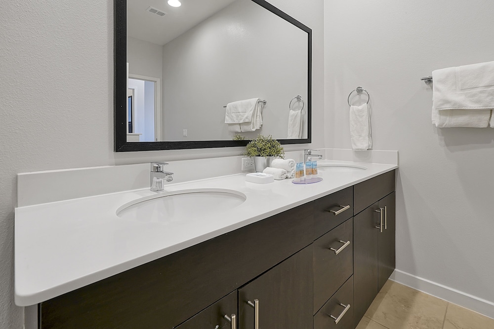 Regal Oaks Resort Vacation Townhomes by IDILIQ - photo 71