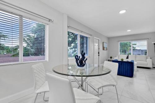 Celeste House Enjoy Caribbean 2 BR APT — 4-Star Luxury Hotel in Miami, United States
