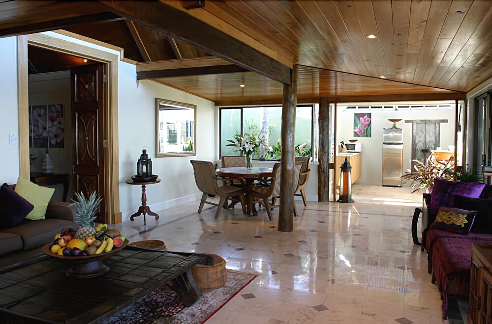 Four Winds Villas — Byron Bay — photo 5