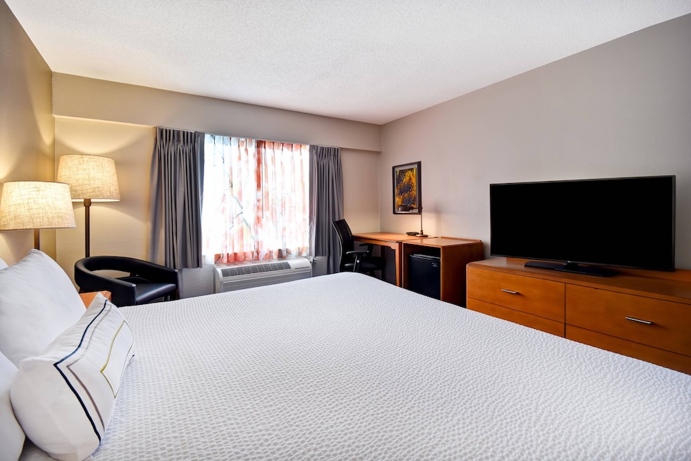 Fairfield Inn & Suites by Marriott Atlanta Kennesaw - photo 5