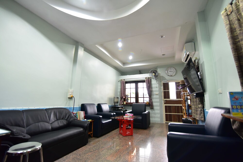 5 Minute Hostel