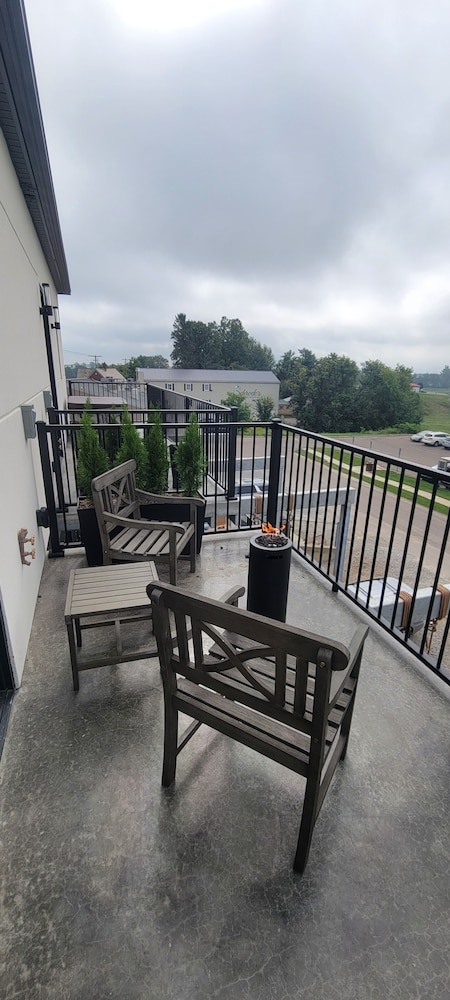 The Atlee Suites — 5-Star Luxury Hotel in Berlin, United States