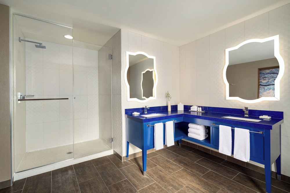 Hotel Indigo Naperville Riverwalk by IHG - photo 46
