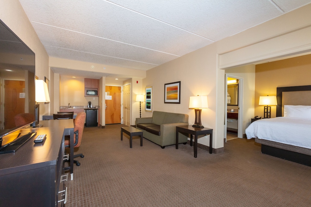 Holiday Inn Express & Suites Jacksonville Airport by IHG - photo 10