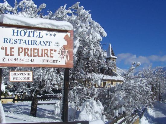 Le Prieuré - carbon neutral hotel in Barcelonnette