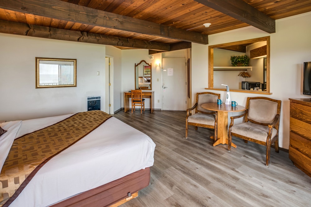 Adobe Resort - photo 5