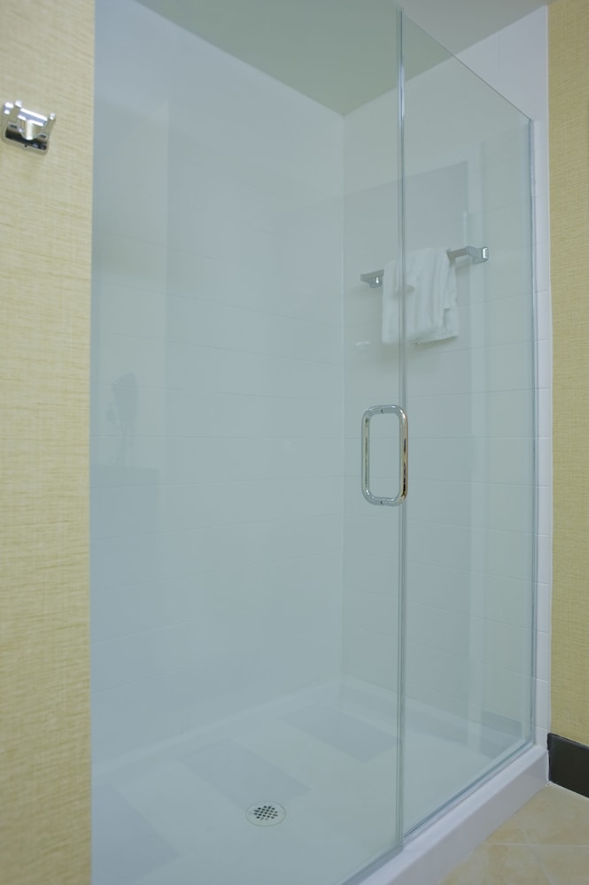 Fairfield Inn & Suites Columbus - photo 14