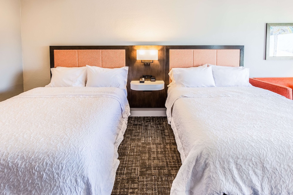 Hampton Inn Pensacola Beach - photo 32