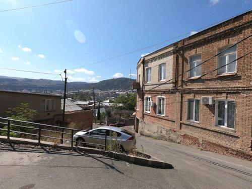 Matisse apartment in old Tbilisi