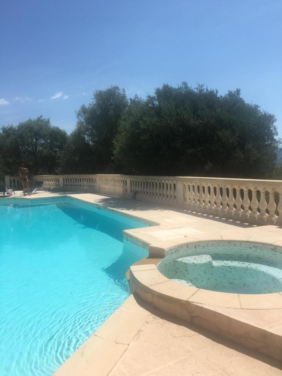 Les Lucioles — 4-Star Luxury Hotel in Vidauban, France