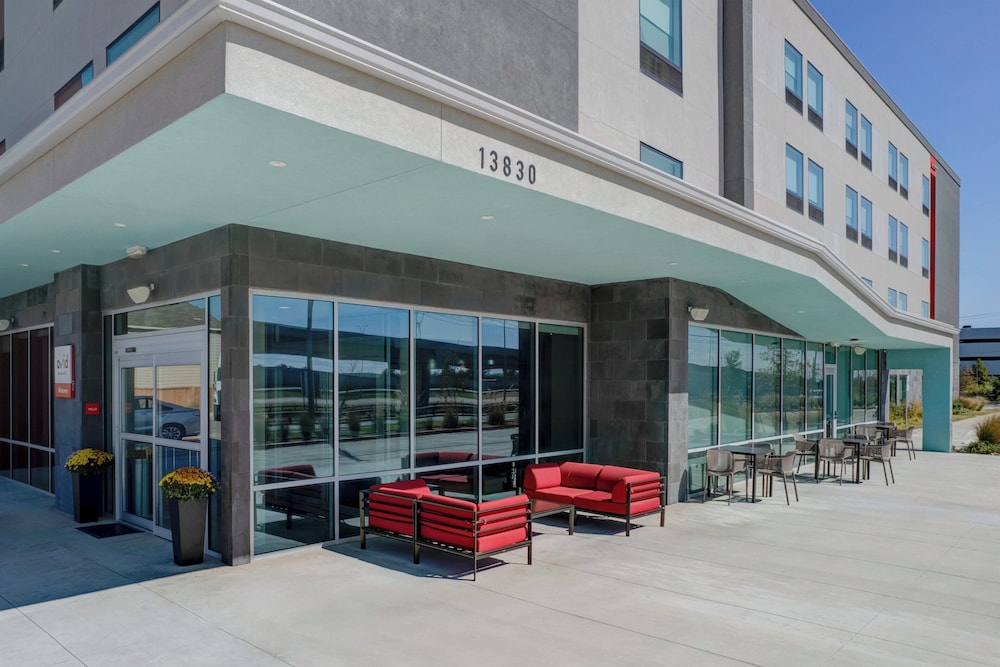 avid hotel Austin NW Lakeline by IHG - photo 62