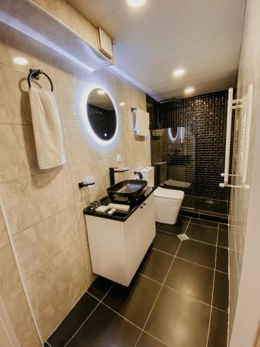 Luxury Duplex Suites City Center