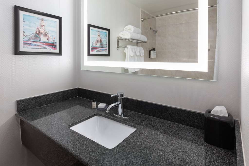 Wyndham Garden Norfolk Downtown - photo 15