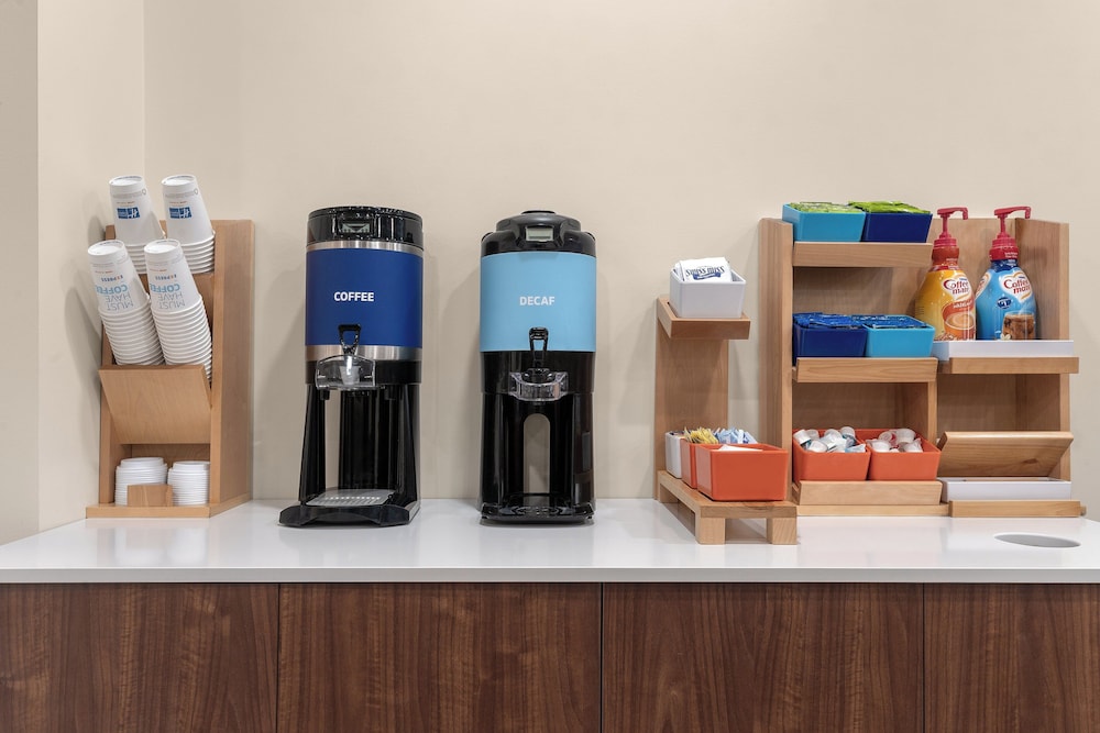 Holiday Inn Express Coralville by IHG - photo 28