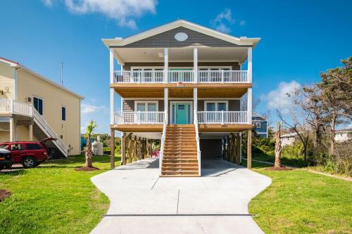 Sweet Sunshine by Oak Island Accommodations - featured photo