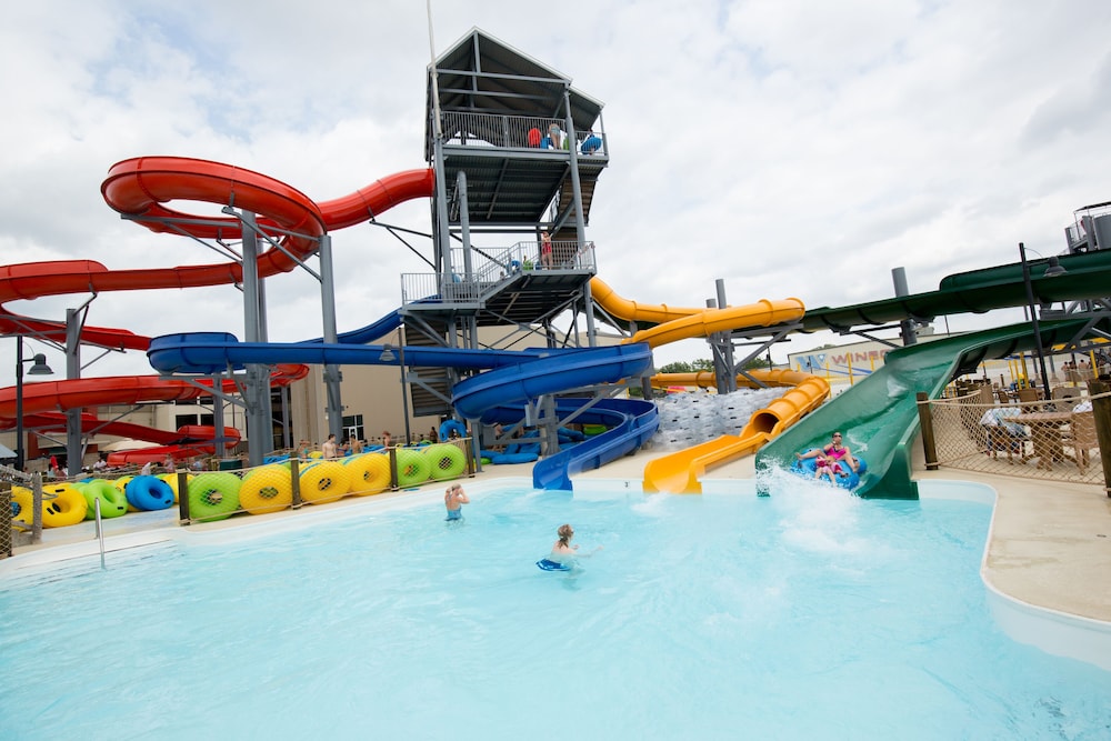 Fun City Resort Hotel - photo 12