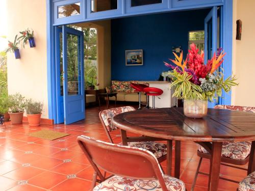 Casa Bartzis Close to Orosi and Tapanti National Park — 4-Star Luxury Hotel in Orosi, Costa Rica