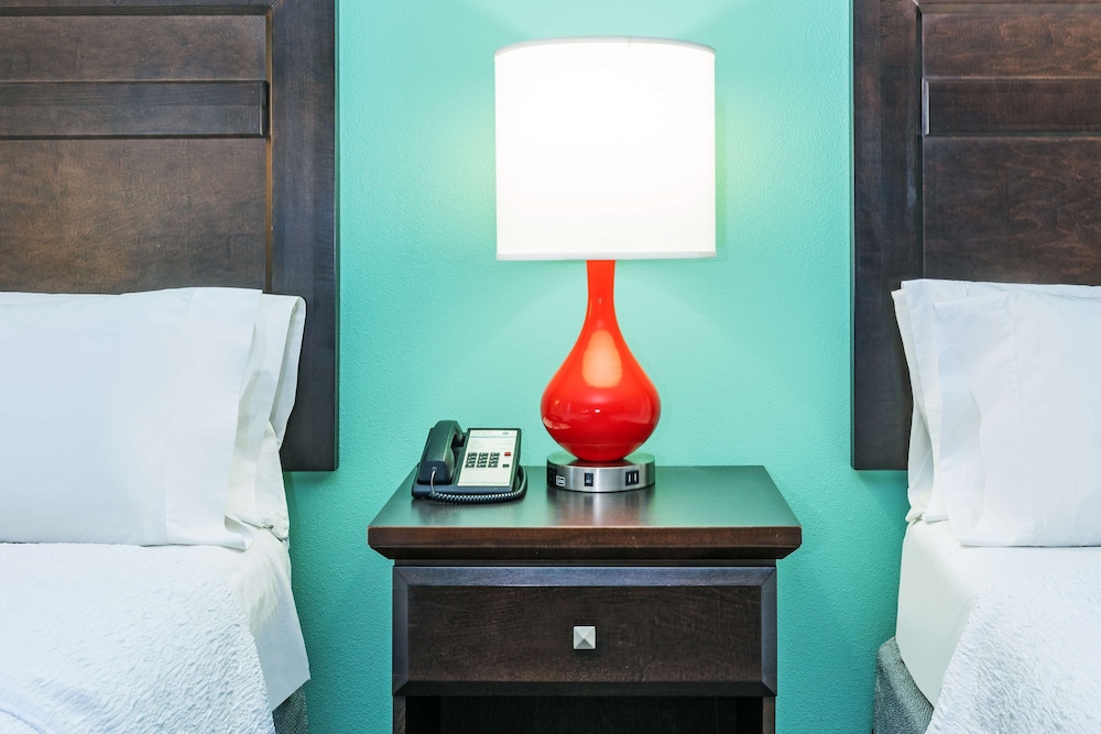 Hampton Inn Miami - photo 25