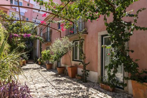 Villa Domingues II — 4-Star Luxury Hotel in Lisbon, Portugal