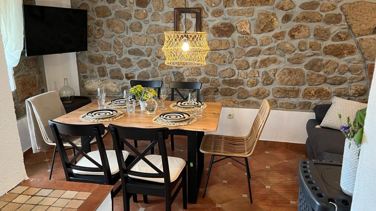 Lavender House — 4-Star Luxury Hotel in None, Croatia