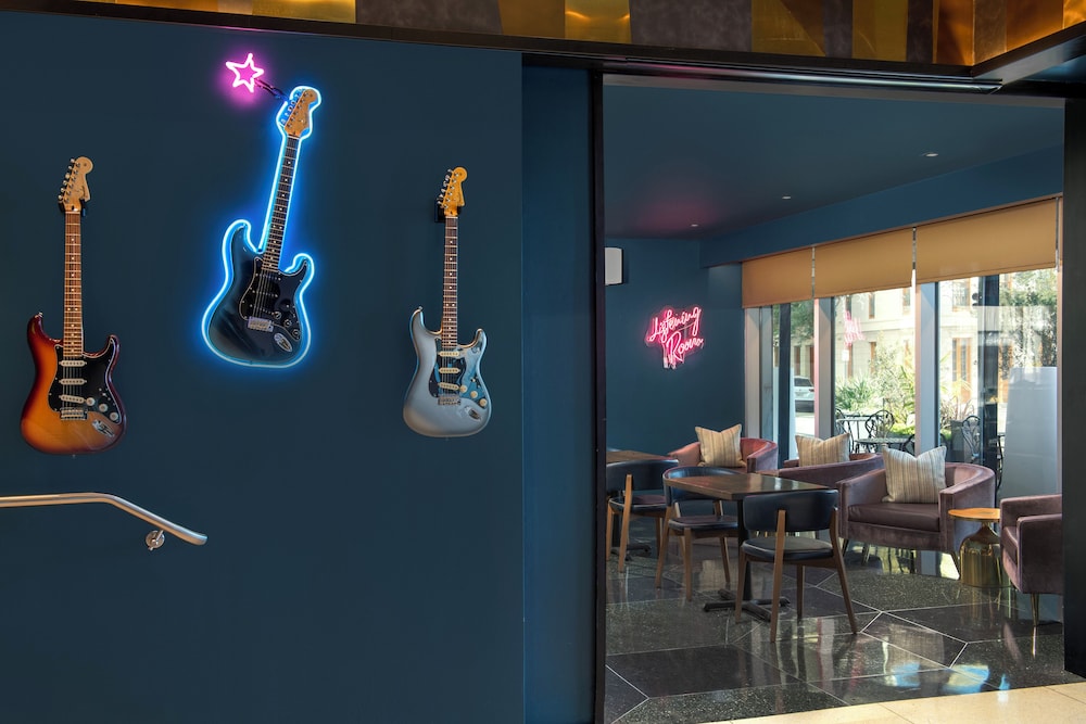 The Troubadour Hotel New Orleans Tapestry Collection by Hilton - photo 7