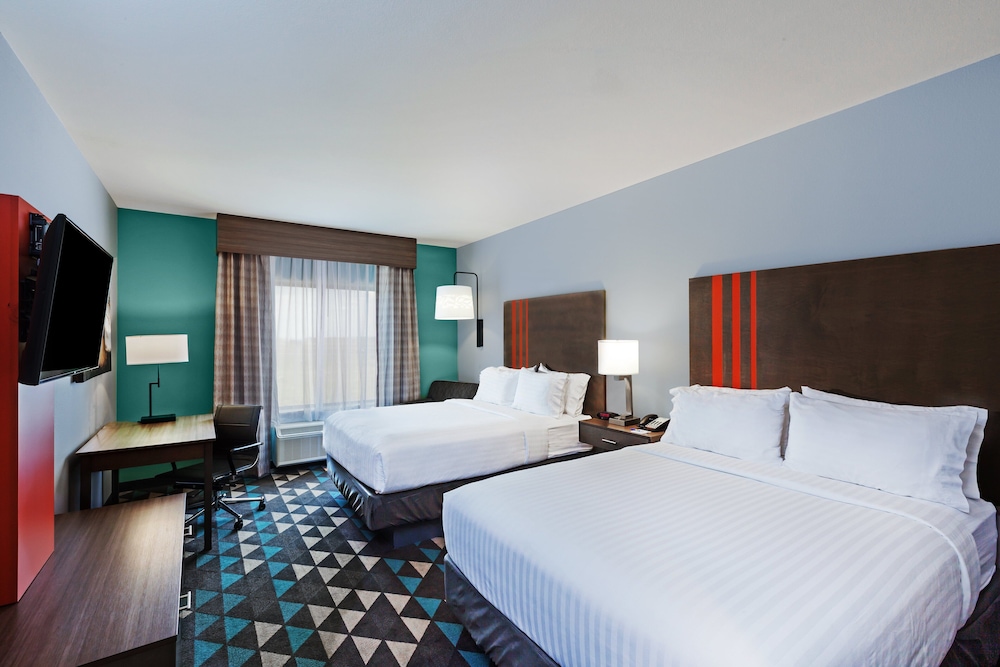 Holiday Inn Express & Suites Perryton by IHG - photo 6